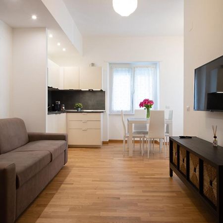 Ferienwohnung Residenza Lualdi Rom Exterior foto